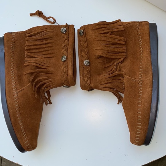 AUTH NIB MINNETONKA Hi-Top Back Zip Boot Brown - Picture 6 of 10